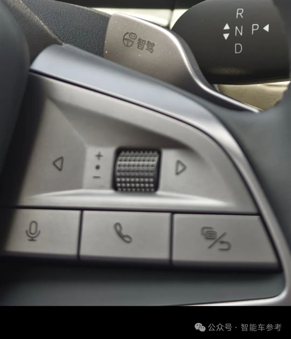比亚迪联手大疆！奶爸车17万开卖 车顶还带“停机坪”