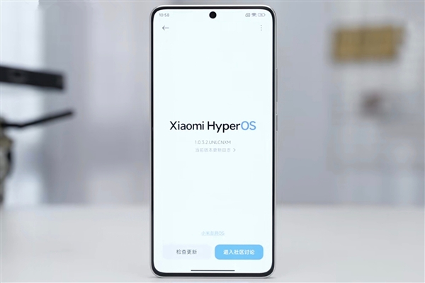 REDMI K80至尊版前瞻：7400mAh+120W同档罕见 把牙膏挤爆